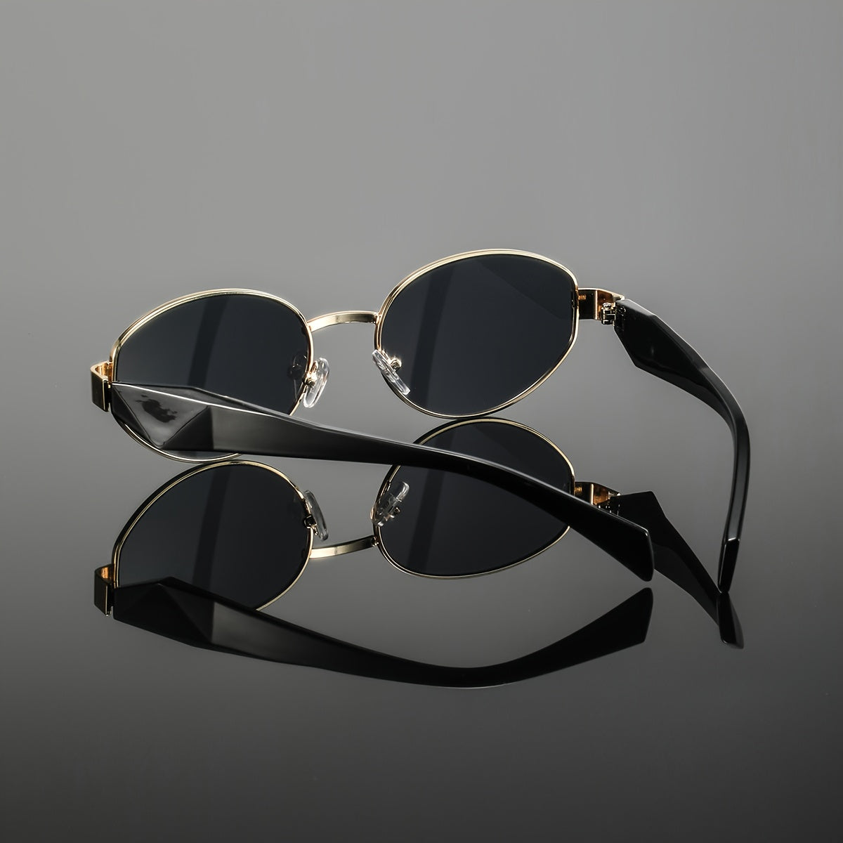 1 Pair of Men'S Metal Oval, Small, Exquisite, High-End, Temperament, Versatile, Literary Style, Lightweight, Trendy, Casual, Personalized, Fashionable Glasses