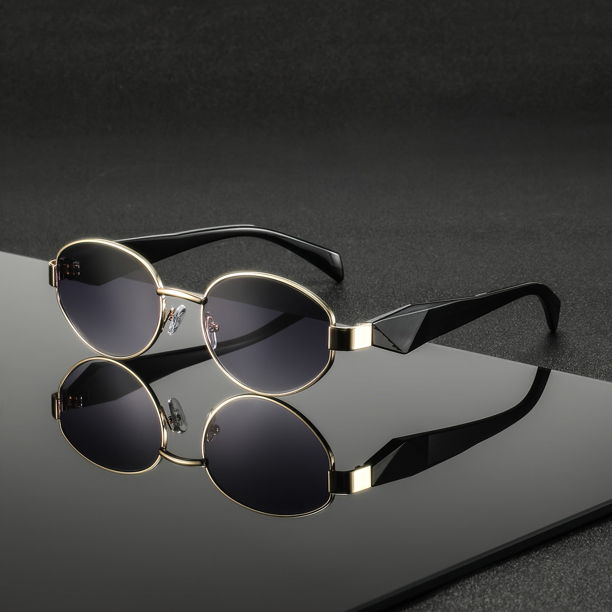 1 Pair of Men'S Metal Oval, Small, Exquisite, High-End, Temperament, Versatile, Literary Style, Lightweight, Trendy, Casual, Personalized, Fashionable Glasses