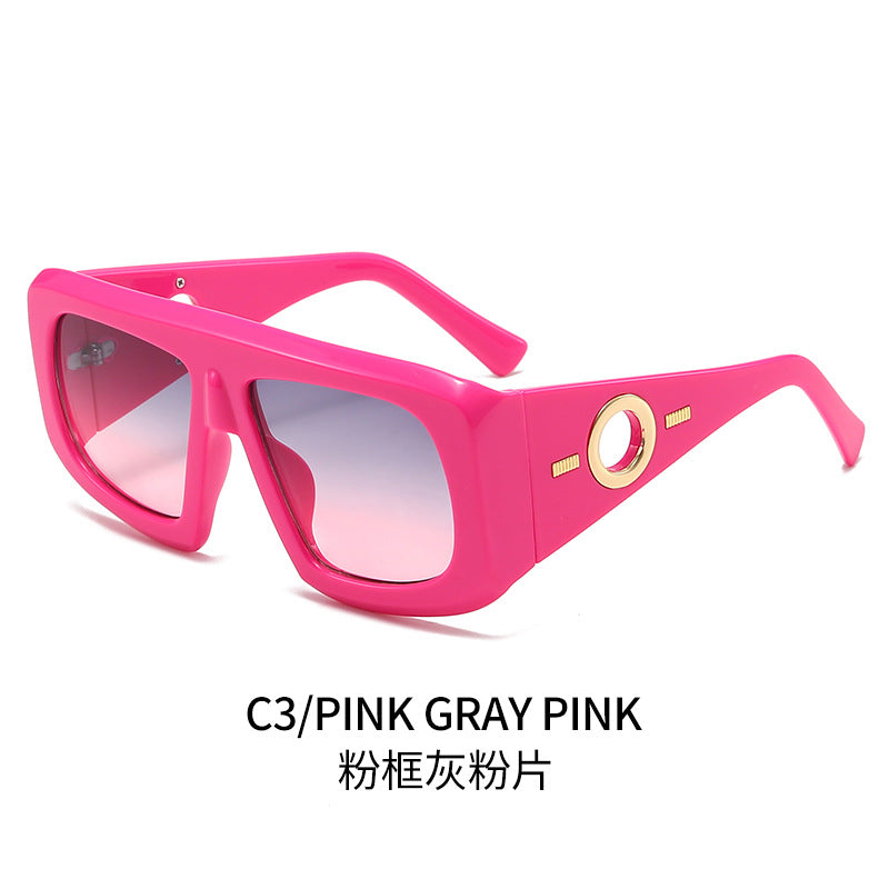 2026'S Popular Oversized Glasses for Women, Featuring a Trendy Square Design That Protects Against UV Rays