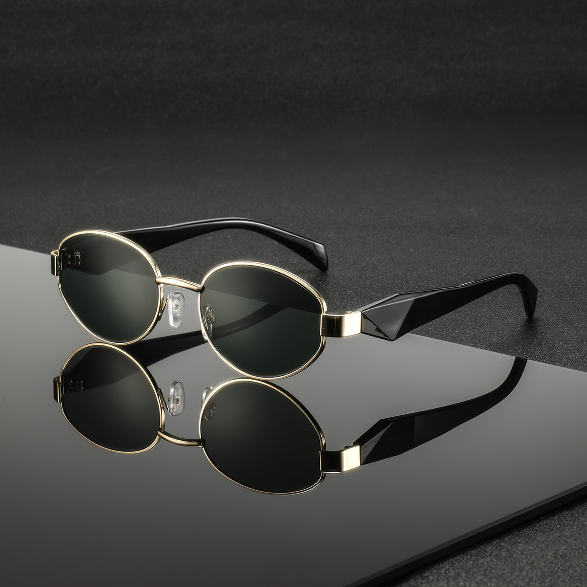 1 Pair of Men'S Metal Oval, Small, Exquisite, High-End, Temperament, Versatile, Literary Style, Lightweight, Trendy, Casual, Personalized, Fashionable Glasses