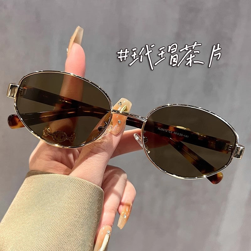 2026.New Model, Retro Hong Kong Style Tortoiseshell, Women's High-end Oval with Driving- Suitable for Leisure,, and Parties- an Ideal Choice for Couples, Friends, and Family