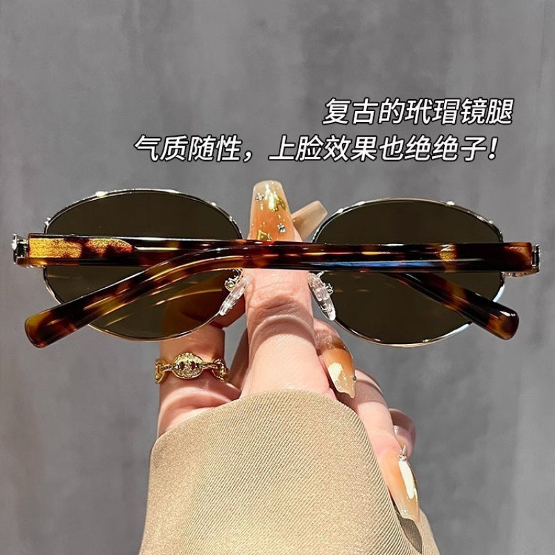 2026.New Model, Retro Hong Kong Style Tortoiseshell, Women's High-end Oval with Driving- Suitable for Leisure,, and Parties- an Ideal Choice for Couples, Friends, and Family